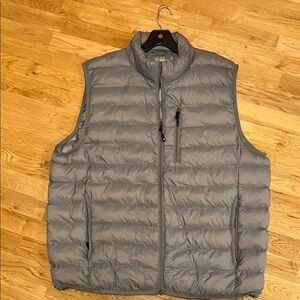 32 Degrees Men's Charcoal Gray Packable Quilted Vest